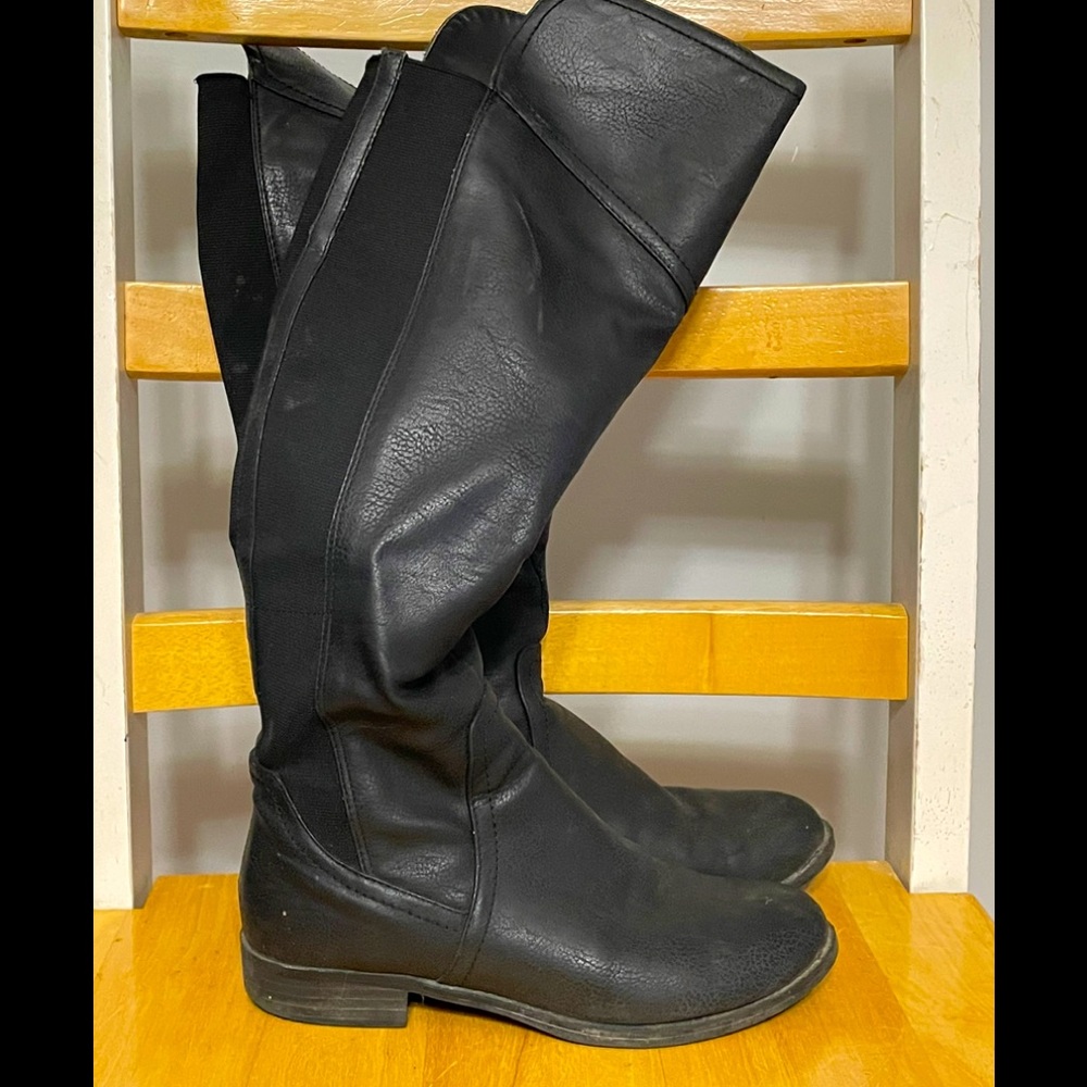 Knee high Boots by Fergalicious